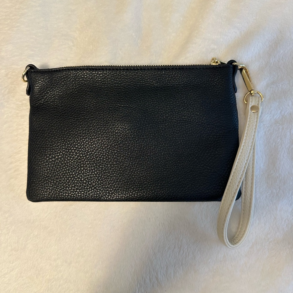 Charming Charlie’s Elegant Black and White Wristlet Clutch - Picture 7 of 7